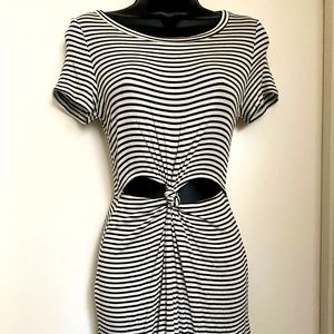 👗💫EVERLY STRIPED DRESS